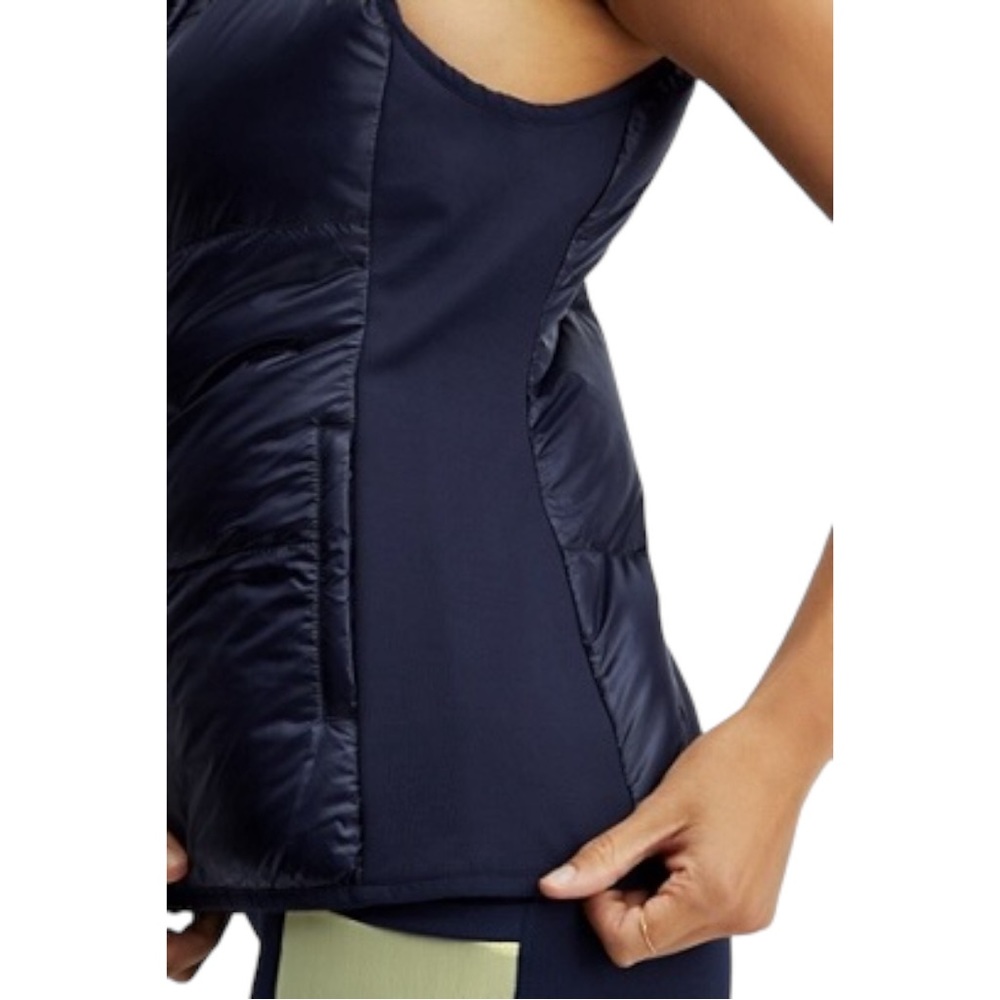 Fabletics Elliot Packable Puffer Vest View 5